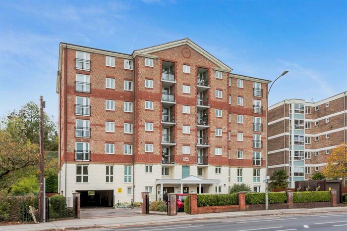 2 Bedroom Retirement Property For Sale In Lilac Court, London Road, Brighton, BN1