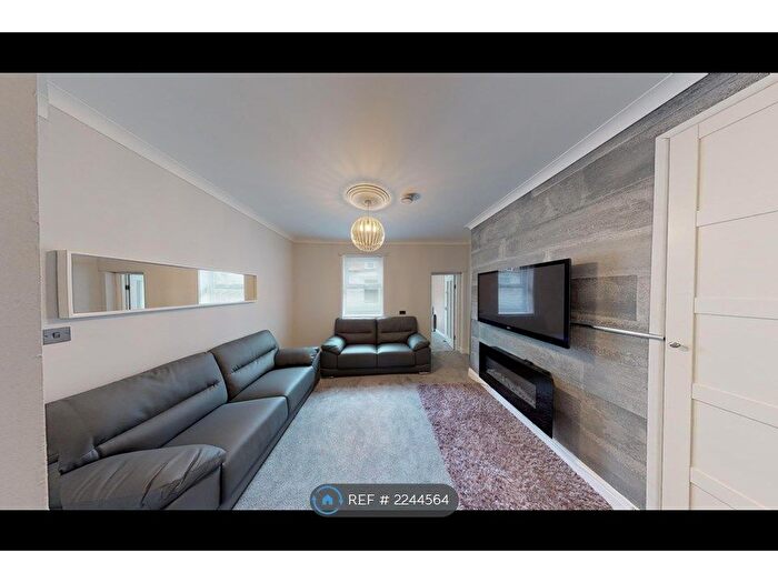 5 Bedroom Terraced House To Rent In John Street, Durham, DH1