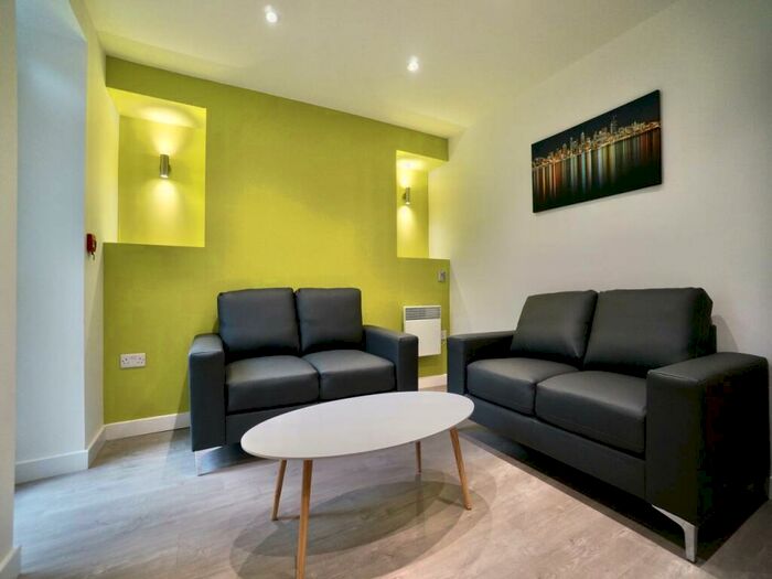 4 Bedroom House To Rent In Albert Street, Bangor, Gwynedd, LL57