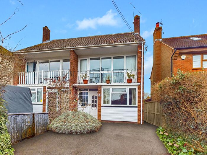 4 Bedroom Semi-Detached House For Sale In Oak Tree Road, Marlow, Buckinghamshire, SL7