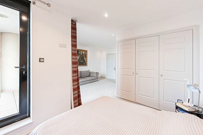 Studio For Sale In Point West, South Kensington, London, SW7
