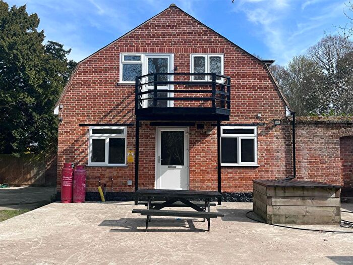 3 Bedroom Property To Rent In Aldon Lane, Offham, ME19