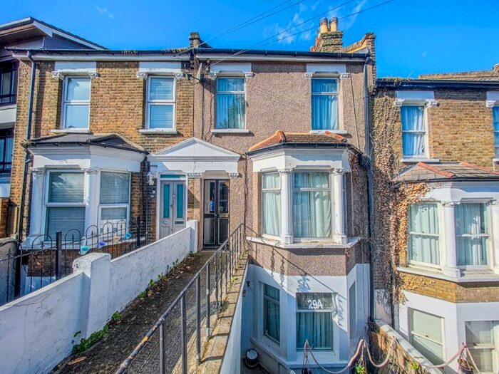 2 Bedroom Maisonette To Rent In Paget Rise, Plumstead, London, SE18