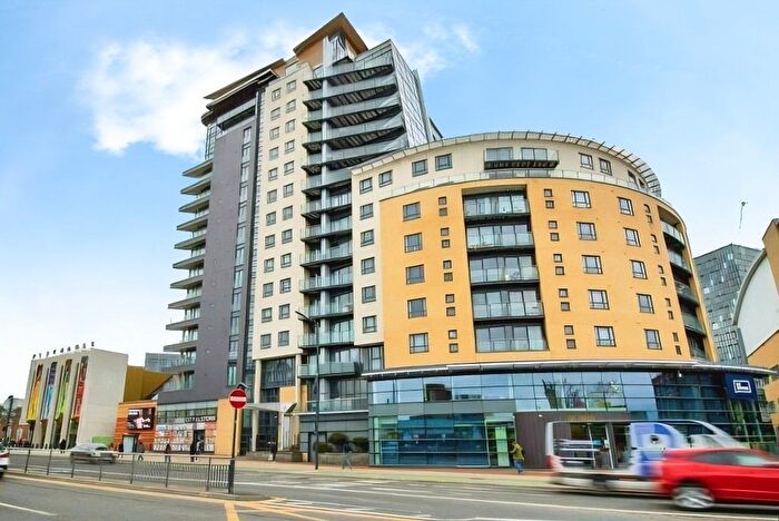 1 Bedroom Flat To Rent In Skyline, St. Peters Street, Leeds, West Yorkshire, LS9