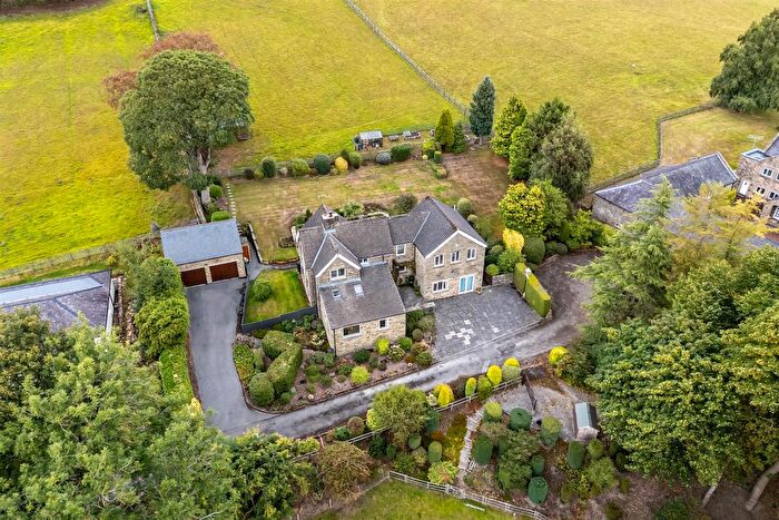 4 Bedroom Detached House For Sale In Joan Lane, Bamford, Hope Valley, S33