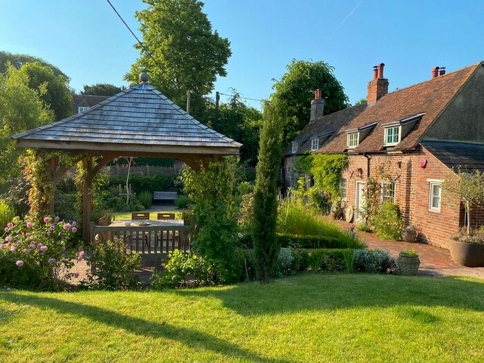 5 Bedroom Detached House To Rent In The Street, Adisham, CT3