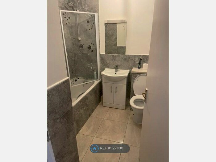 1 Bedroom Flat To Rent In Old Kenton Lane, London NW9