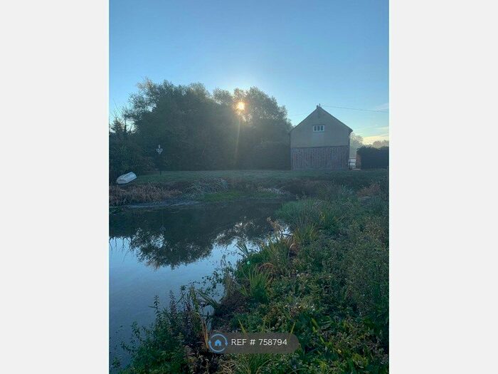 2 Bedroom Detached House To Rent In London Rd, Kelvedon, CO5