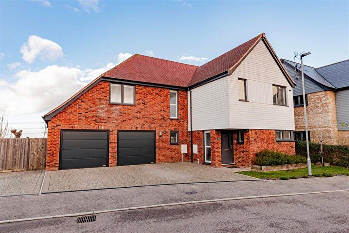 5 Bedroom Detached House For Sale In Orchard View, Broad Oak, Canterbury, CT2