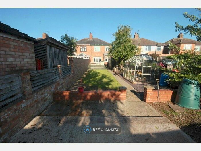 3 Bedroom Semi-Detached House To Rent In Shuckburgh Crescent, Rugby, CV22