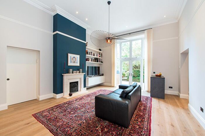 4 Bedroom Flat To Rent In Finchley Road, Hampstead, NW3