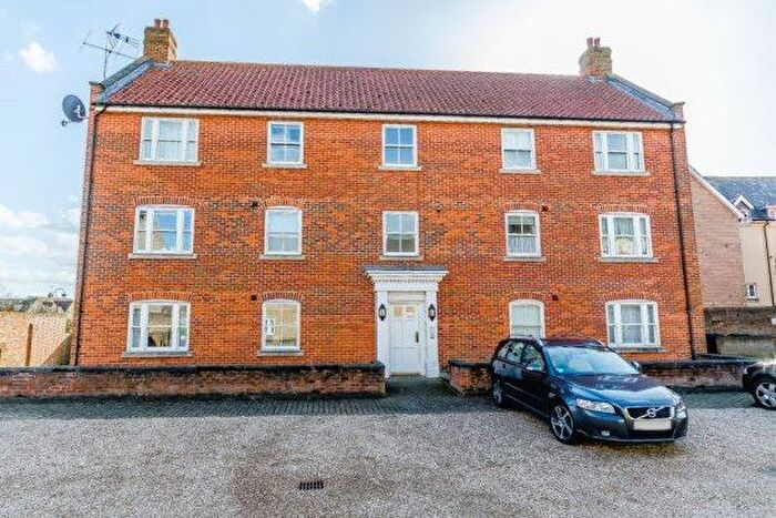 2 Bedroom Flat To Rent In Winfarthing Court, Ely, CB7