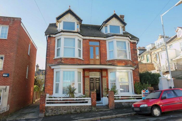 1 Bedroom Flat To Rent In Thanet Road, Ramsgate, CT11