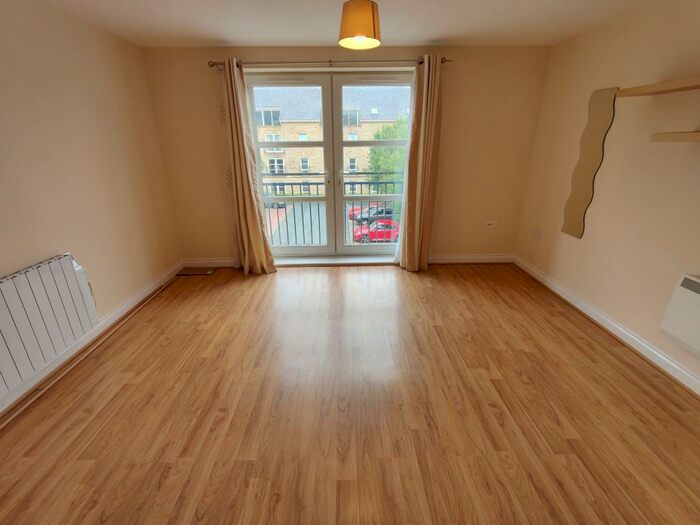 1 Bedroom Apartment To Rent In Albert Promenade, Halifax, HX3