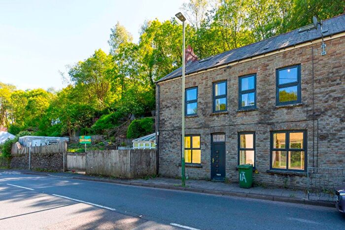 5 Bedroom Semi-Detached House For Sale In A Factory Road, Bargoed, CF81