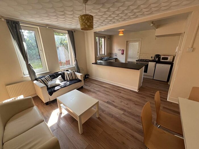 3 Bedroom House To Rent In Harefield Road, Swaythling, Southampton, SO17