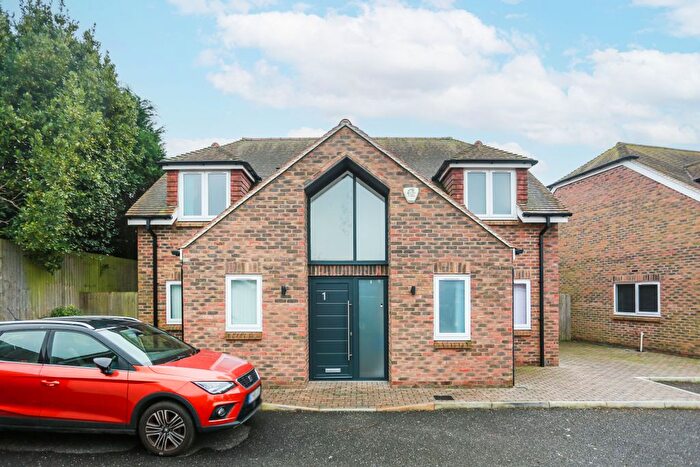 4 Bedroom Detached House To Rent In Timbers Lane, Northease Close, Hove, BN3