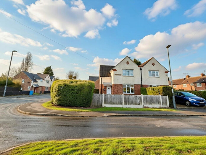 3 Bedroom Semi-Detached House To Rent In Hawthorn Street, Derby, Derbyshire, DE24