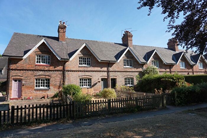 2 Bedroom Terraced House To Rent In Glebe Cottages, Nottingham, NG11