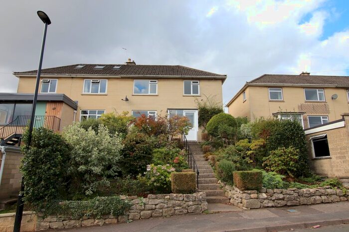 3 Bedroom Semi-Detached House To Rent In Bay Tree Road, Bath, BA1