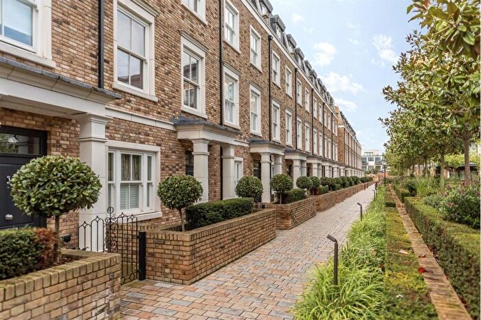 5 Bedroom Town House For Sale In Palladian Gardens, London, W4