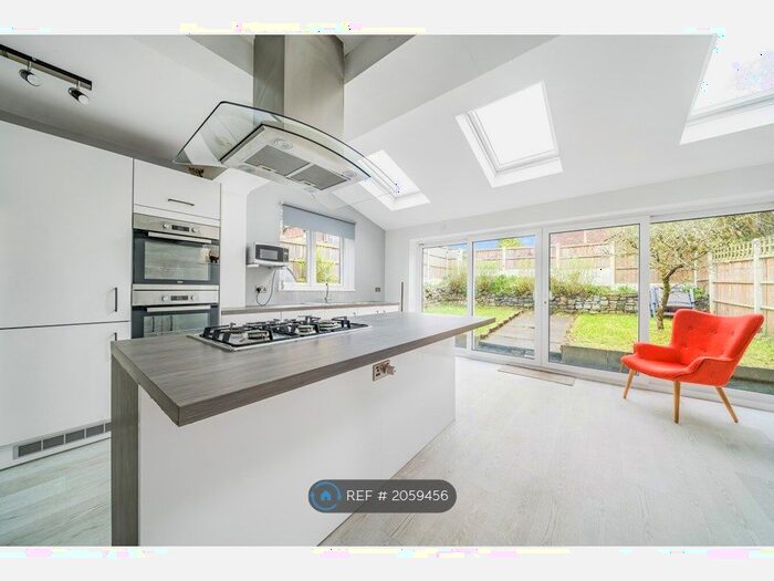 3 Bedroom Semi-Detached House To Rent In Edson Road, Manchester, M8