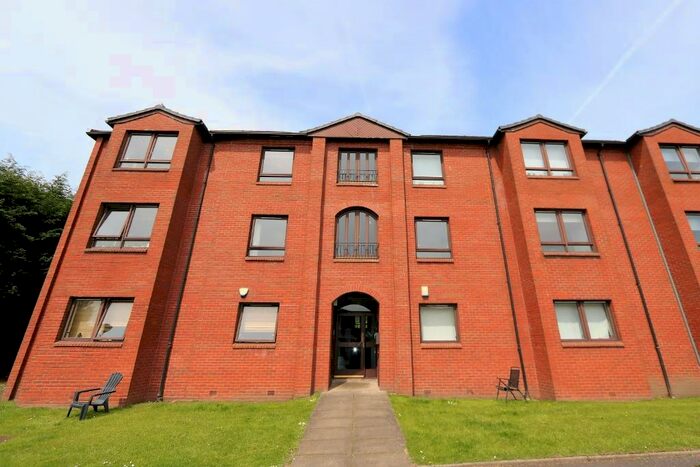 2 Bedroom Flat To Rent In Sandbank Crescent, Glasgow, G20