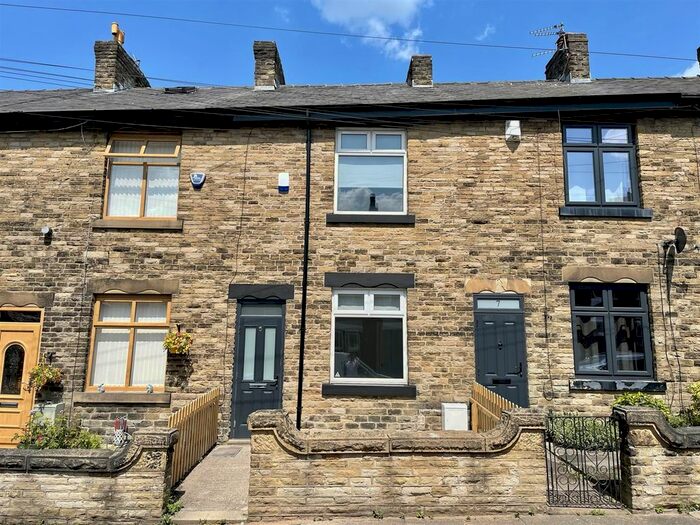 3 Bedroom Property To Rent In Ellesmere Avenue, Marple, Stockport, SK6