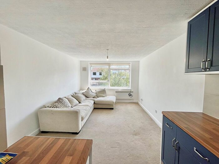 1 Bedroom Flat To Rent In Station Road, Barnet, EN5