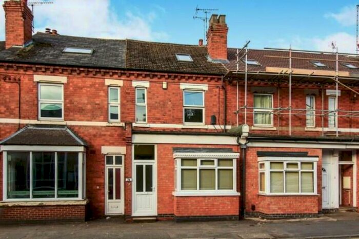 2 Bedroom Property To Rent In Priory Road, Kenilworth, CV8