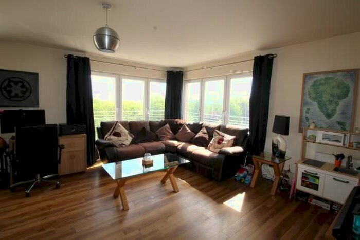 2 Bedroom Flat To Rent In Midstocket View, Aberdeen, AB15