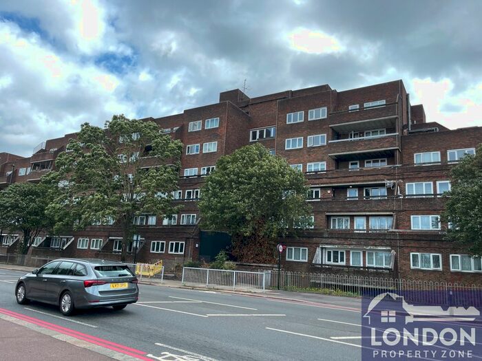 1 Bedroom Flat To Rent In Woolwich Common, Woolwich, London, SE18