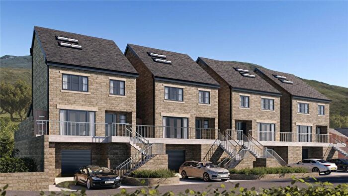 4 Bedroom Detached House For Sale In Littlemoor Lane, Diggle, Saddleworth, OL3