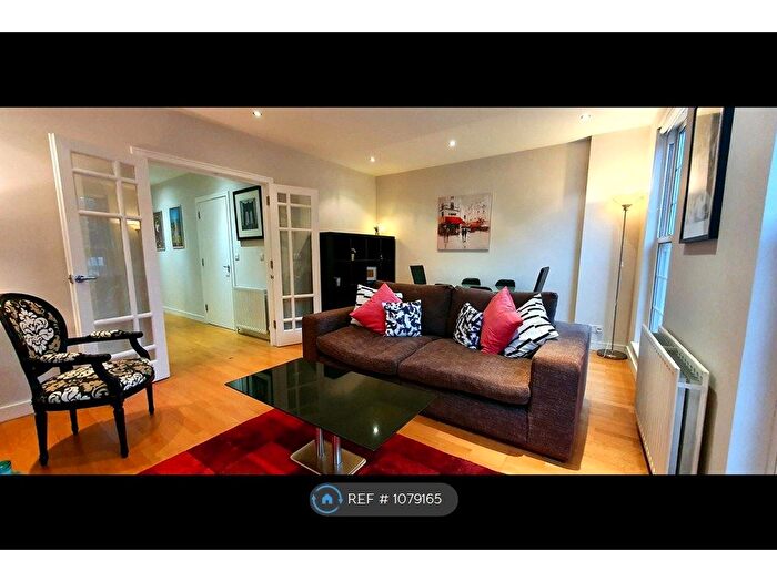 2 Bedroom Flat To Rent In Essex Road, London, N1