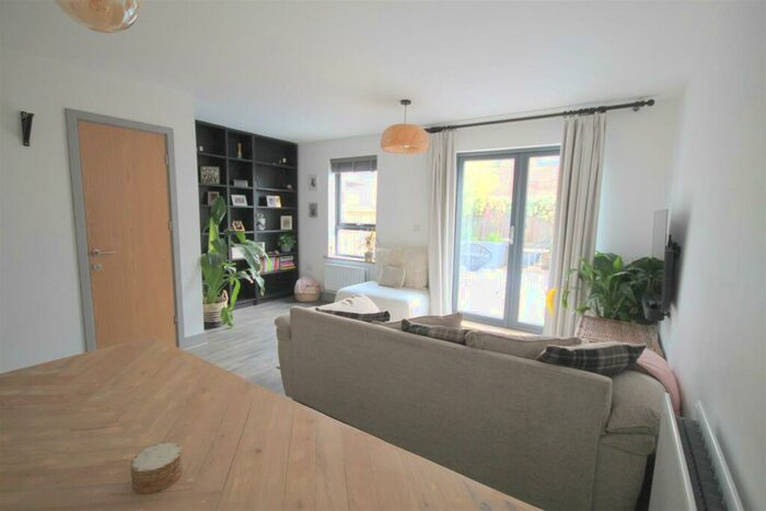 3 Bedroom Terraced House To Rent In Paintworks, Arnos Vale, Bristol, BS4