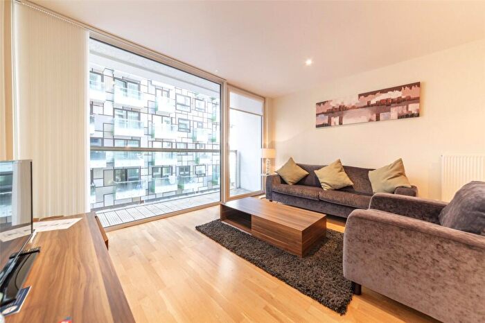 1 Bedroom Apartment To Rent In Cobalt Point, Millharbour, London, E14