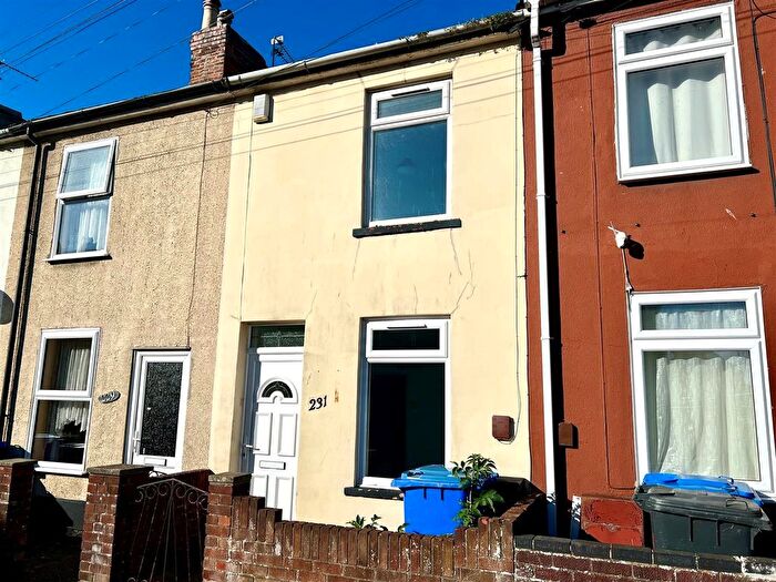 3 Bedroom Terraced House For Sale In Raglan Street, Lowestoft, Suffolk, NR32