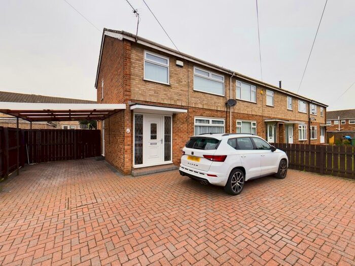 3 Bedroom End Of Terrace House To Rent In Setterwood Garth, Willerby, HU10