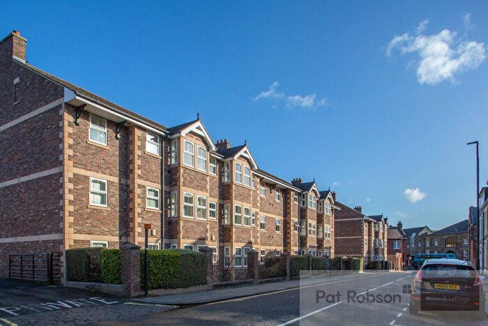 1 Bedroom Flat For Sale In Middleton Court, Hutton Terrace, Jesmond, Newcastle Upon Tyne, NE2