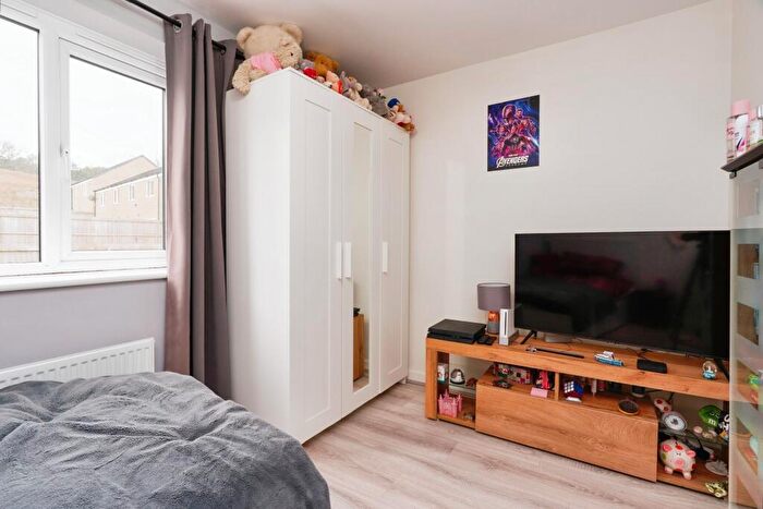 3 Bedroom Town House For Sale In Rowling Hollins, Colne, Lancashire, BB8