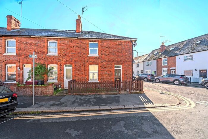 1 Bedroom Flat To Rent In York Road, Reading, RG1