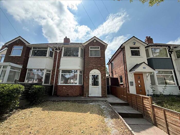 3 Bedroom Semi-Detached House To Rent In Whitecroft Road, Birmingham, B26