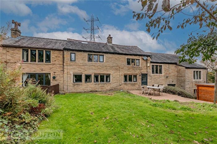 7 Bedroom Detached House For Sale In Oldham Road, Denshaw, Saddleworth, OL3