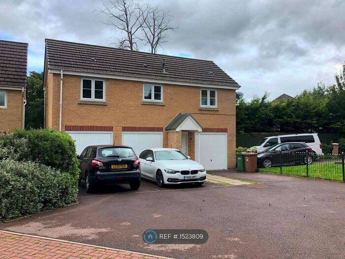 1 Bedroom Flat To Rent In Woodside Drive, Newport, NP11