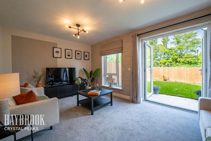 2 Bedroom Semi-Detached House For Sale In Cousins Close, Brimington, S43
