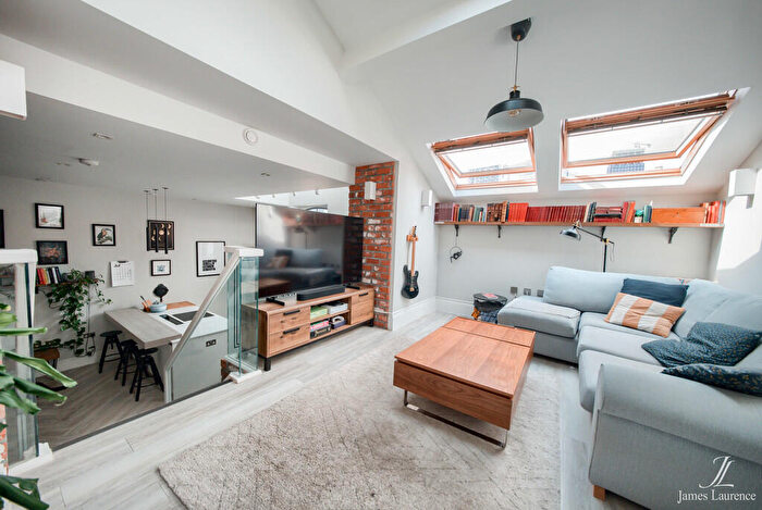 2 Bedroom Apartment For Sale In Bath Street, Gun Quarter, Birmingham City Centre, B4