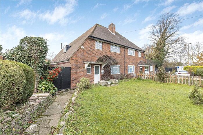 3 Bedroom Detached House For Sale In The Highway, Chelsfield, Kent, BR6