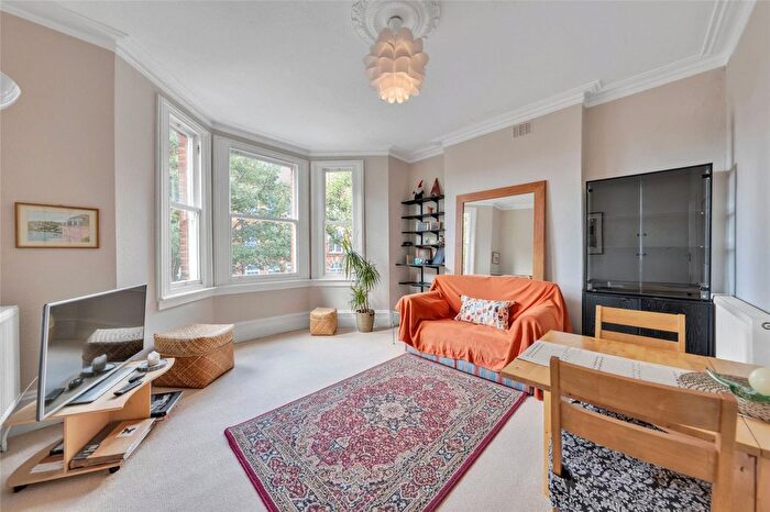 2 Bedroom Flat For Sale In Essendine Road, Maida Vale, London, W9