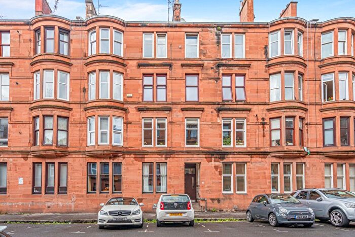 2 Bedroom Flat For Sale In Chancellor Street, Partick, G11