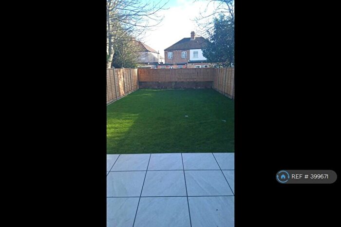 4 Bedroom Semi Detached House To Rent In Exeter Road, London, N9